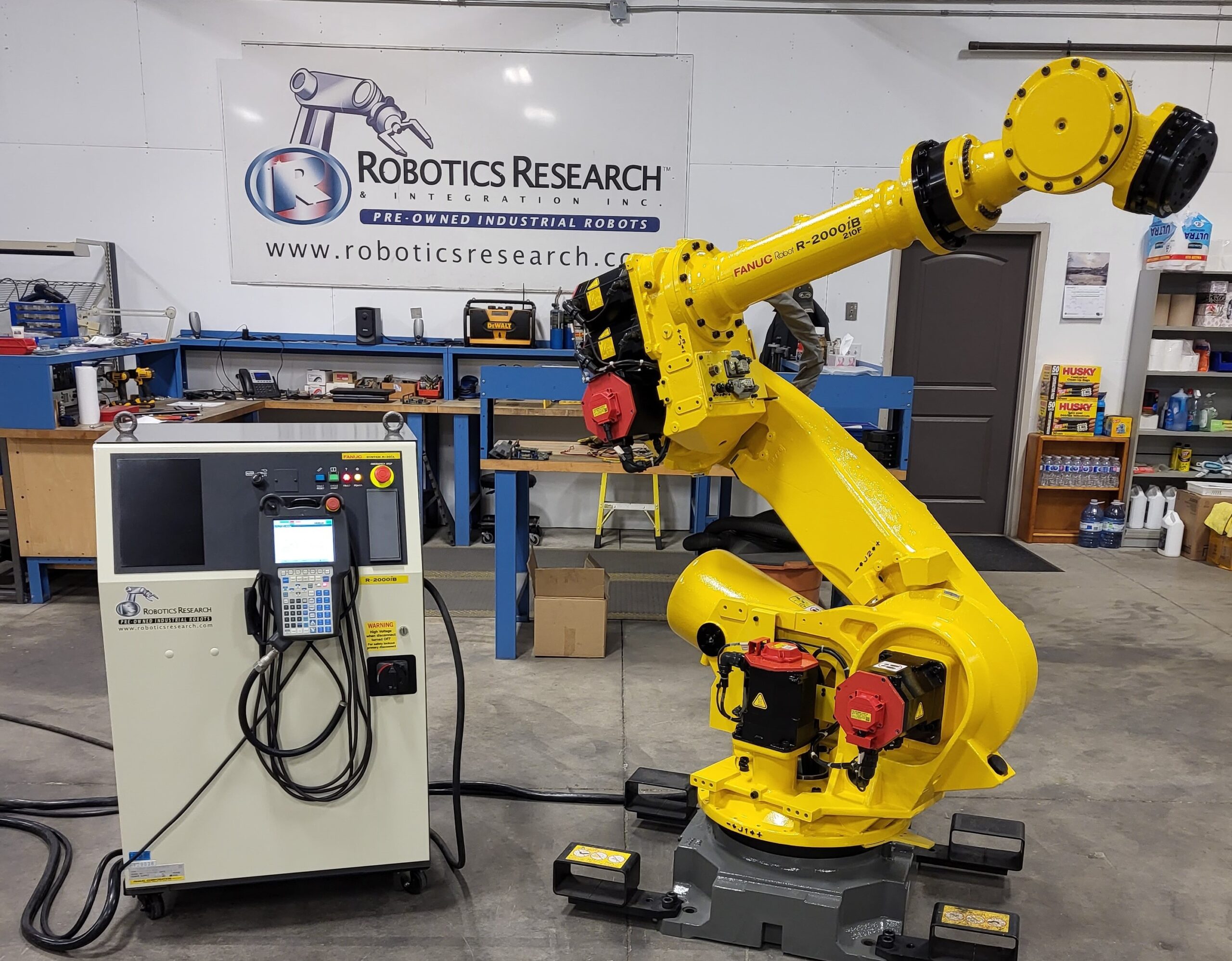 FANUC R2000iB/210F-R30iA