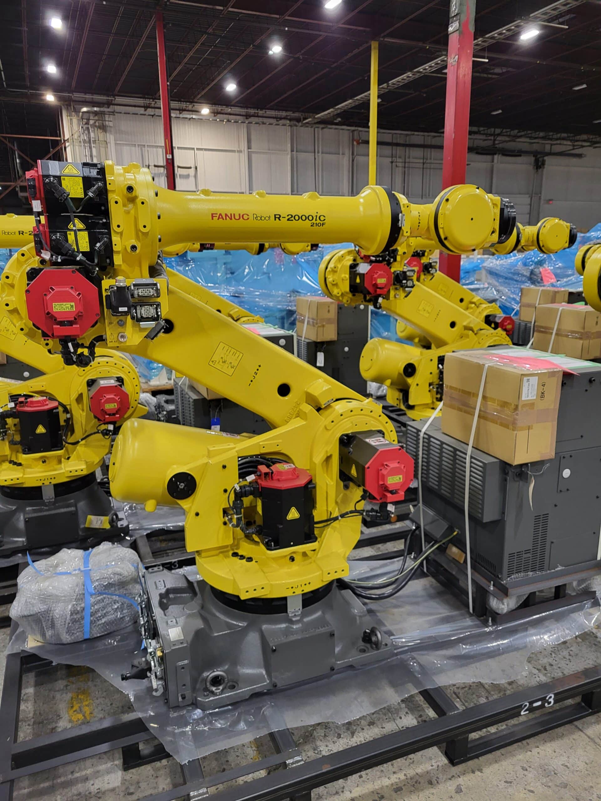 FANUC R-2000iC210F (1)