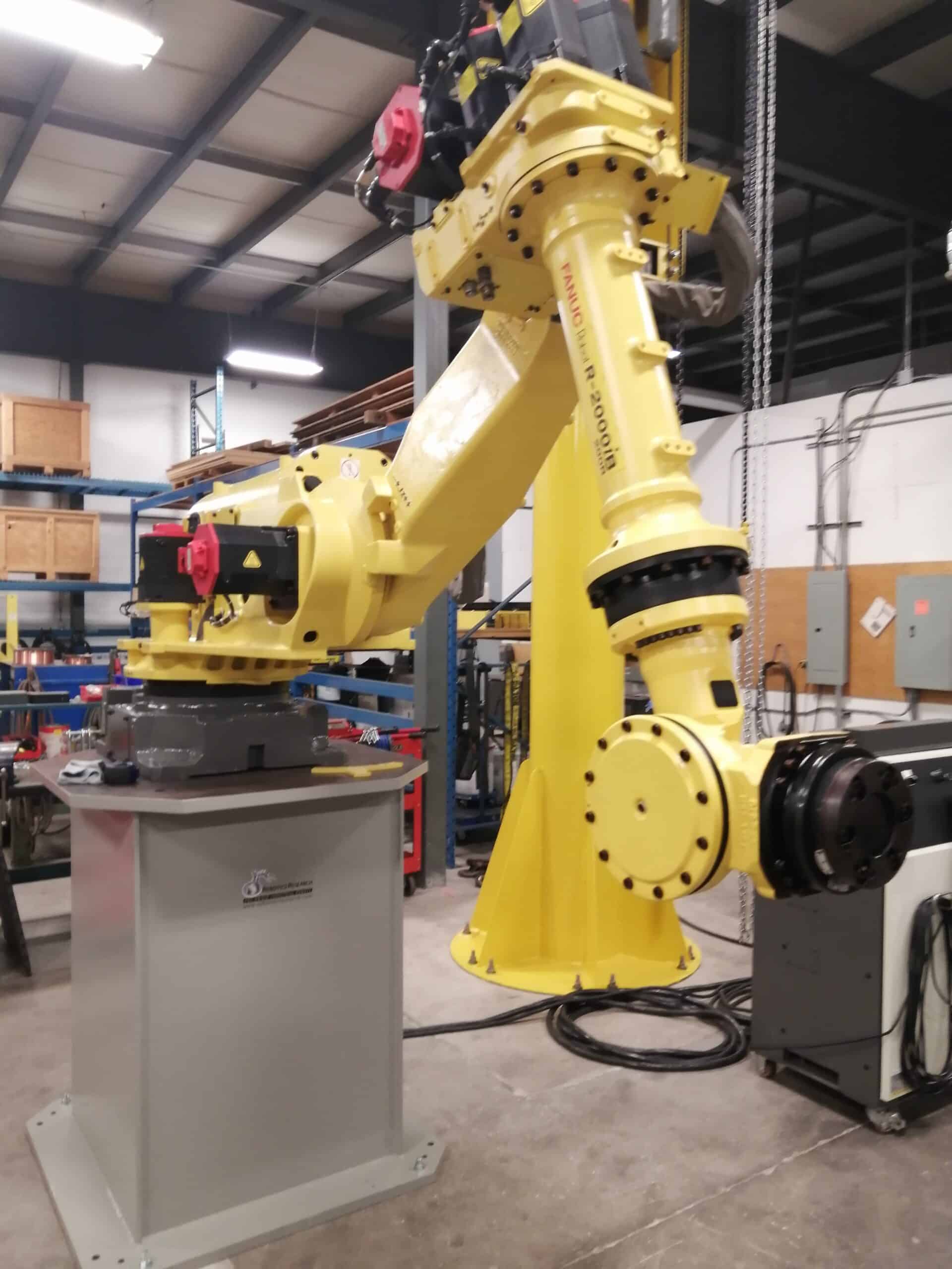 FANUC R2000iB/200R-R30iB